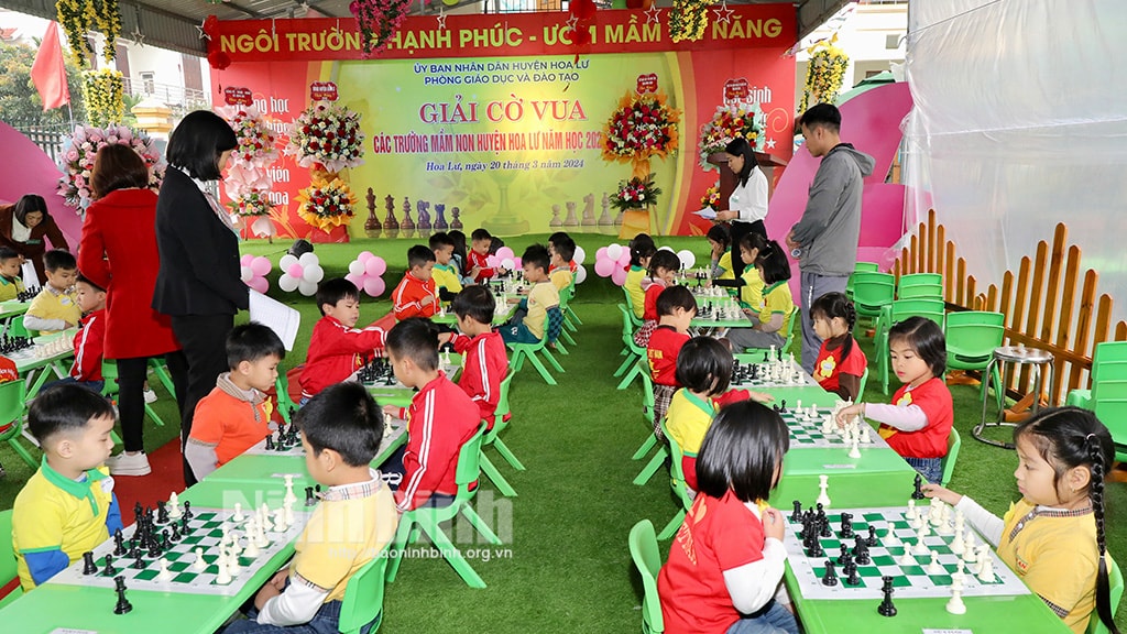 giai co vua cac truong mam non huyen hoa lu ninh binh hinh 2
