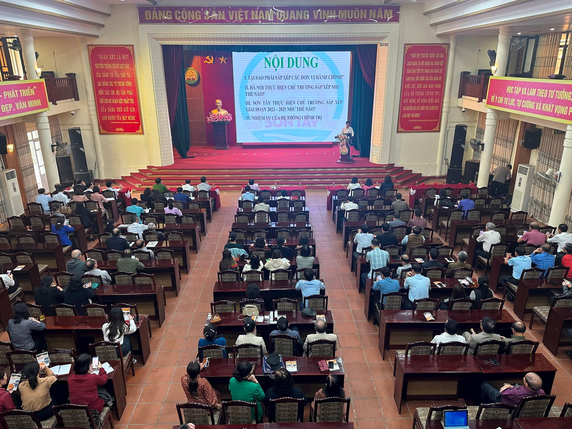 thi xa son tay giai dap kien nghi ve viec sap nhap 3 phuong hinh 1