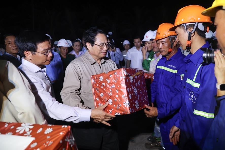 thu tuong pham minh chinh khao sat kiem tra tien do mot so du an trong diem tai tien giang hinh 3