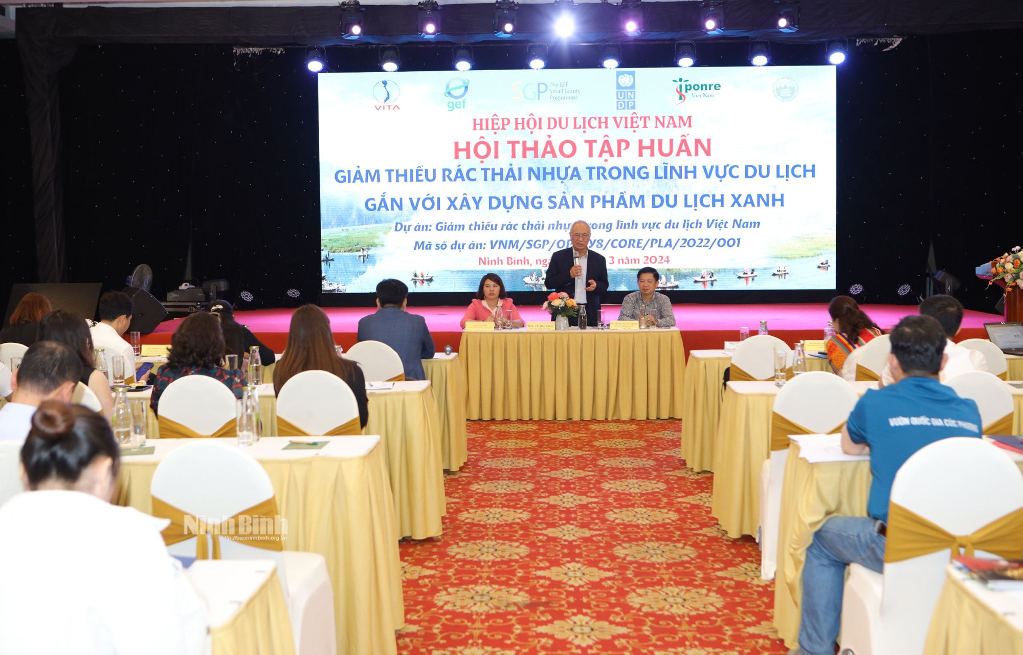 ninh binh day manh xay dung san pham du lich xanh hinh 1