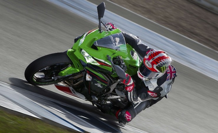 kawasaki trinh lang zx 25rr 2024 gia tu 191 trieu dong hinh 1