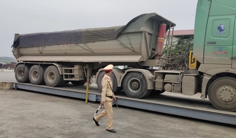 thanh hoa gan 1000 truong hop vi pham cho hang vuot qua tai trong hinh 1