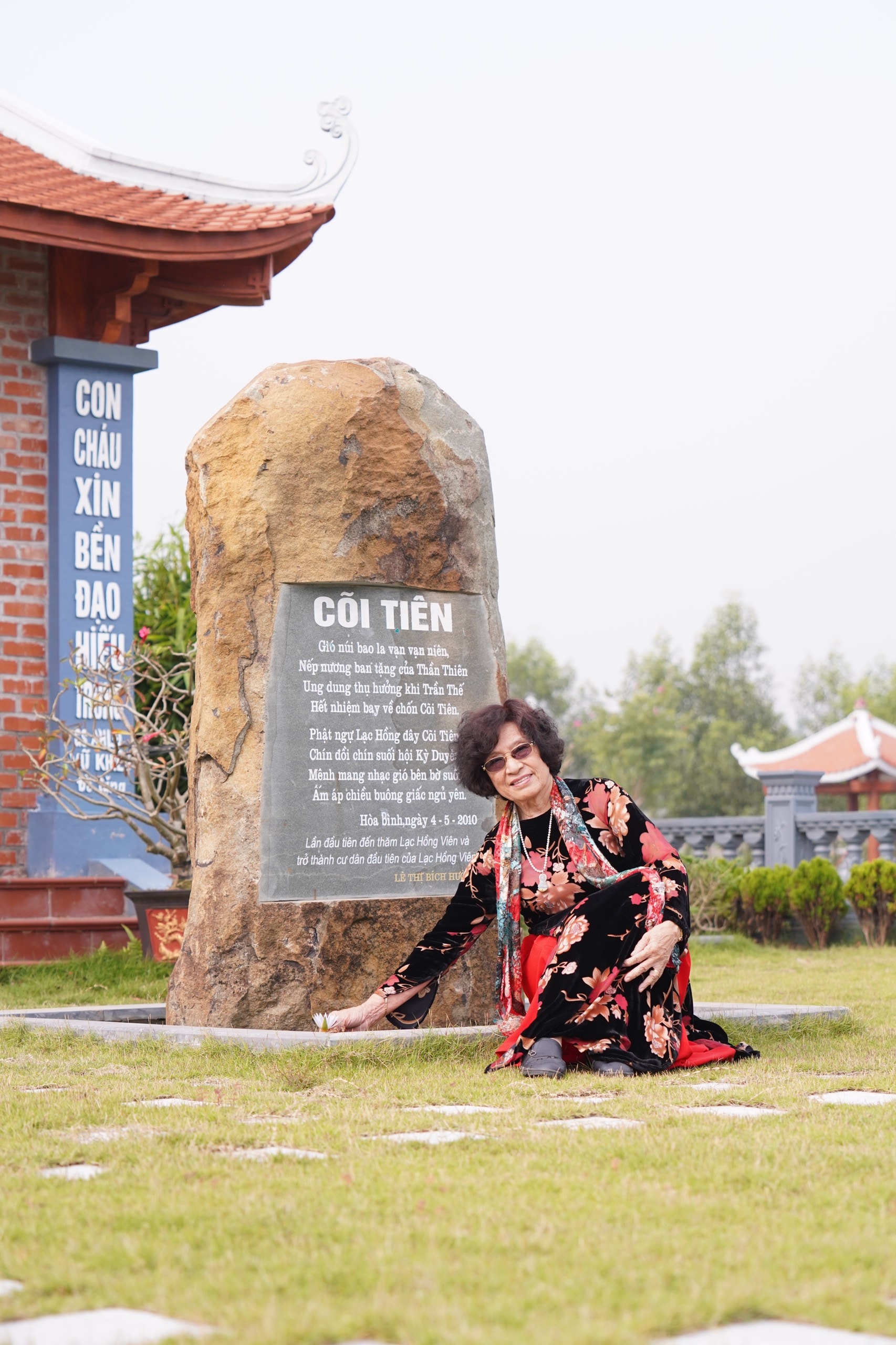 cu ba gan 80 tuoi di tim mua noi yen nghi cho minh du dang rat khoe manh hinh 1