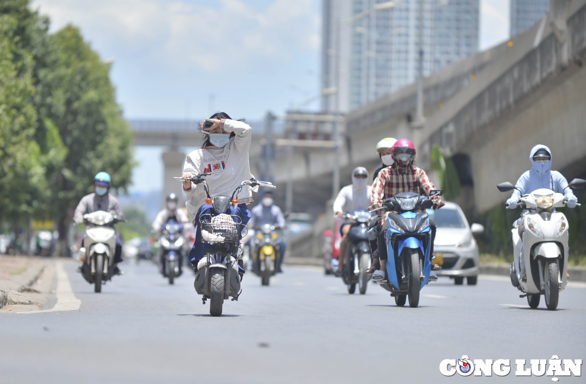 thoi tiet ca 3 mien bac trung nam deu nang nhieu noi nang nong gay gat dau thang 4 hinh 1