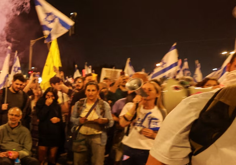 bieu tinh lon phan doi thu tuong israel o jerusalem hinh 1