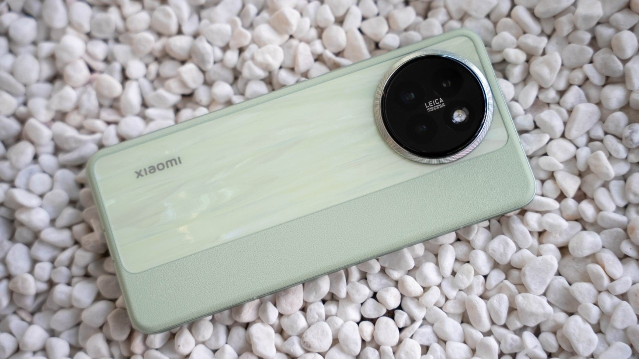 xiaomi ra mat civi 4 pro phien ban panda factory hinh 1