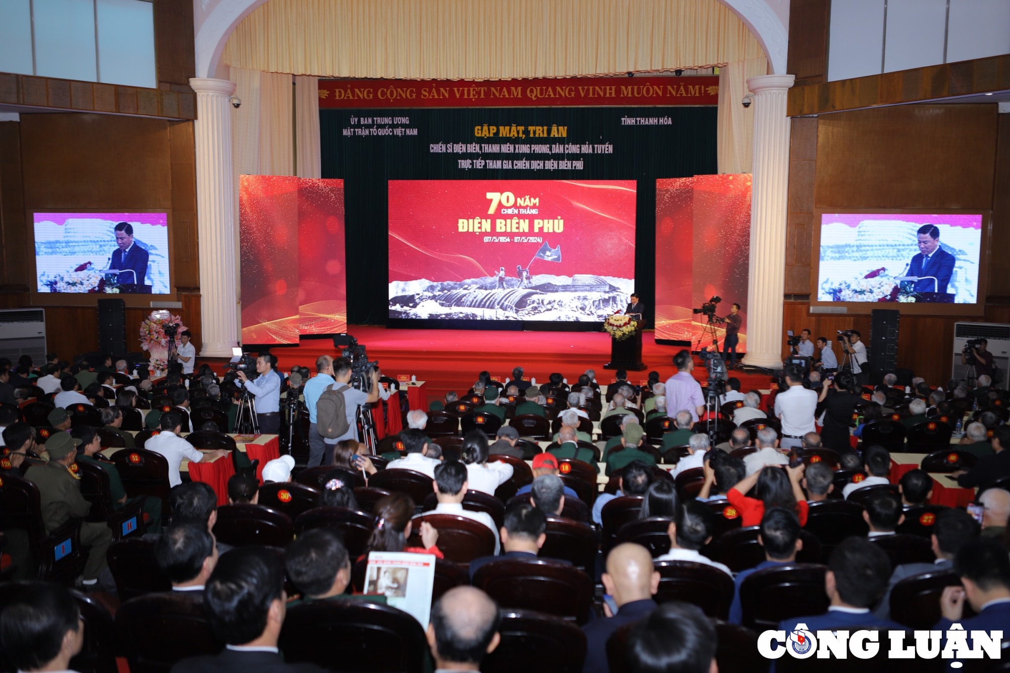 chuyen ve nhung nu dan cong hoa tuyen trong chien dich dien bien phu hinh 6
