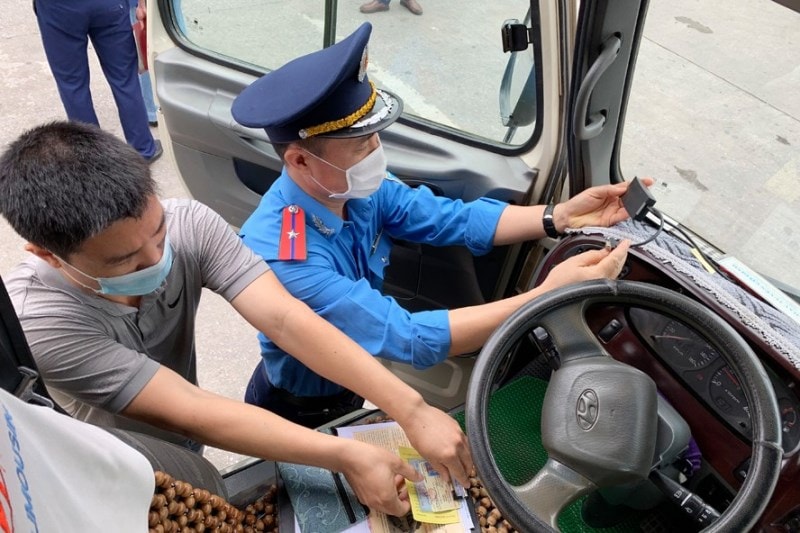 ha noi thu hoi phu hieu hon 1100 phuong tien vi pham toc do hinh 1