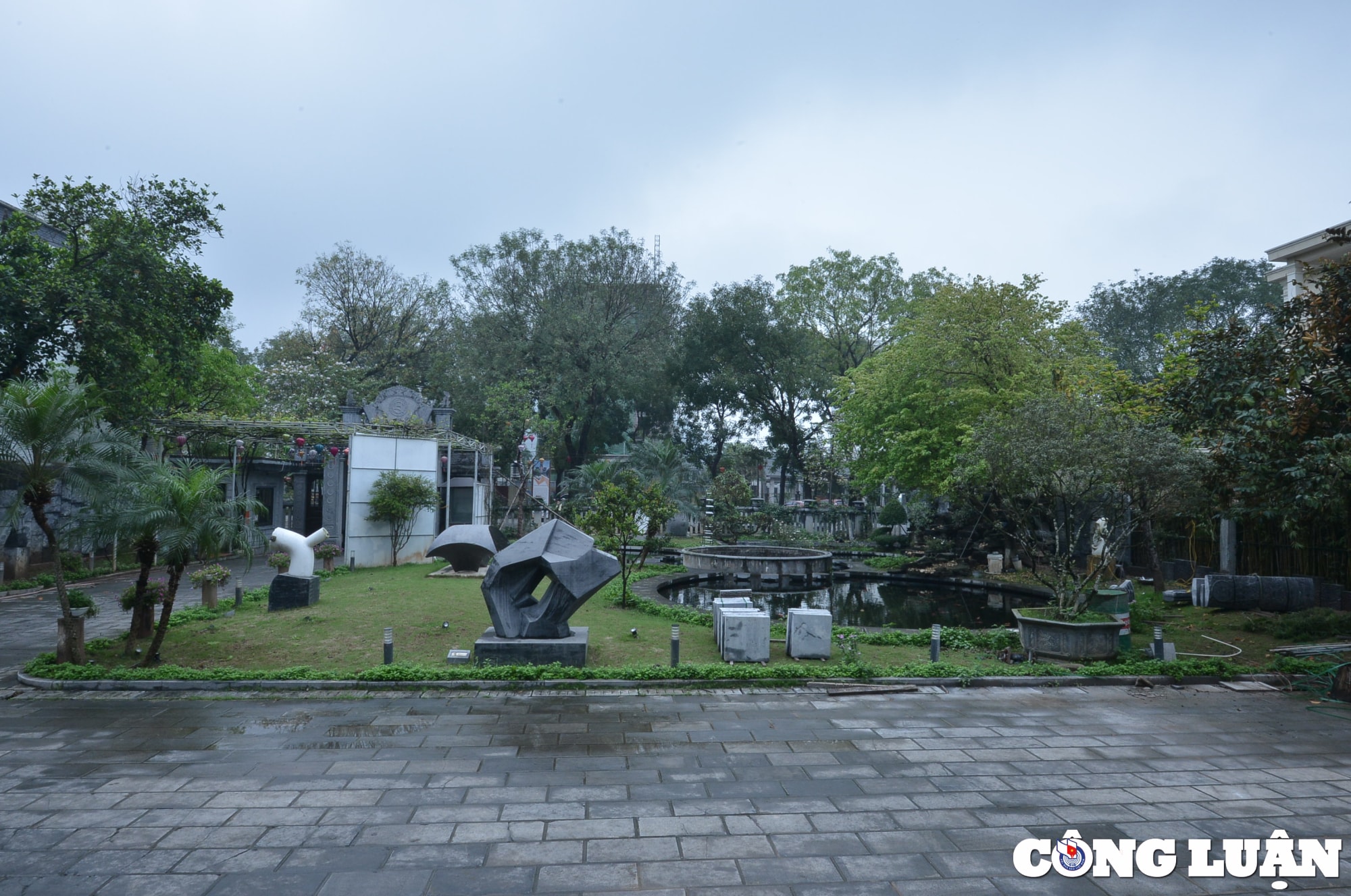 doc dao voi kien truc lau dai da khong lo o ninh binh hinh 16