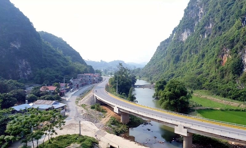 dip 30 4 1 5 du kien khoi cong duong ho chi minh doan cho chu nga ba trung son hinh 1