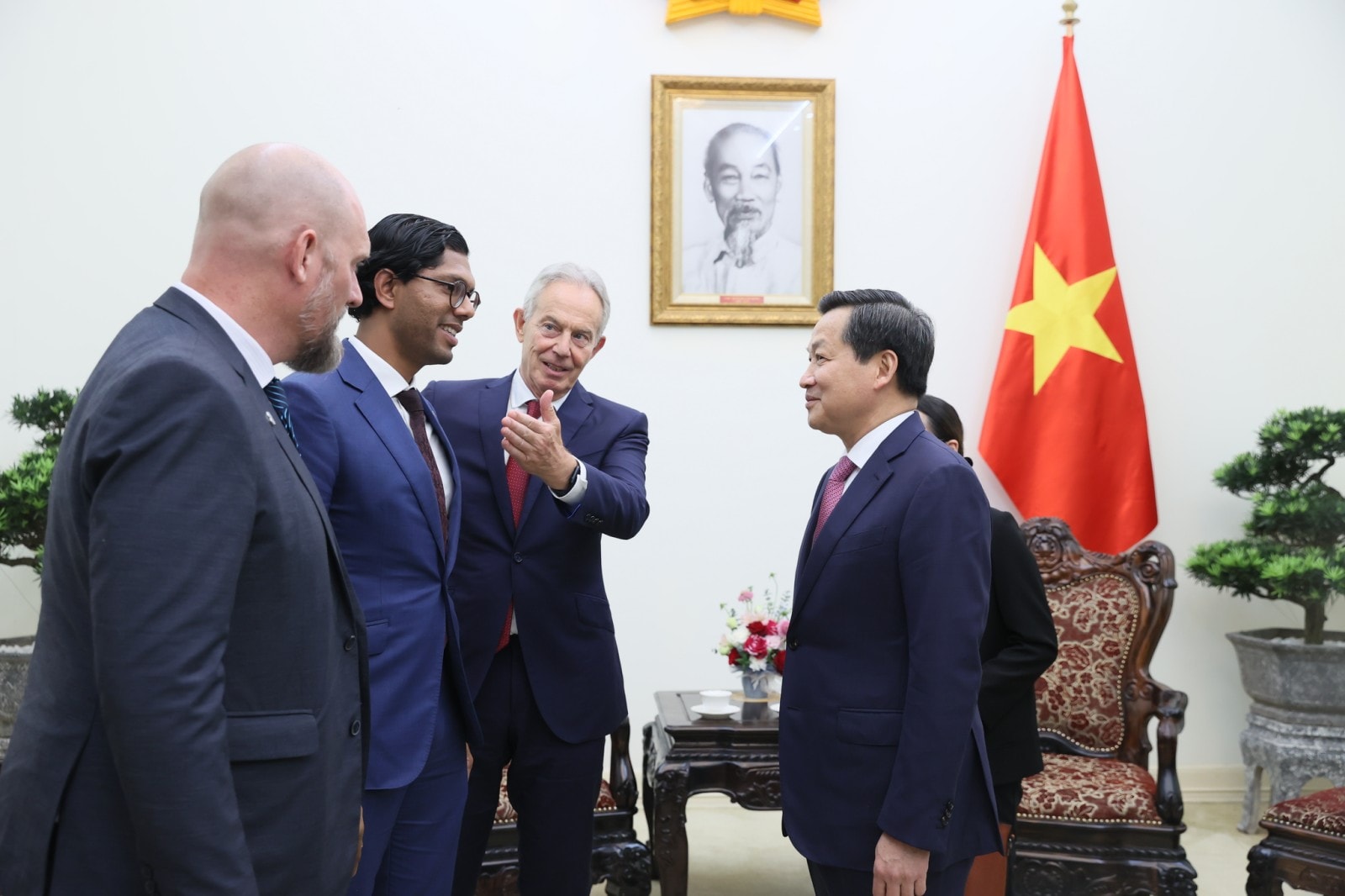 viet nam mong muon vien tbi chia se kinh nghiem nghien cuu va tu van xay dung trung tam tai chinh hinh 3