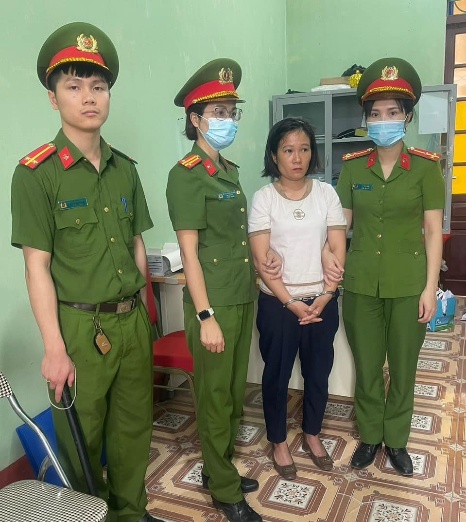 bat tam giam mot chu tich thi tran tai bac giang hinh 2
