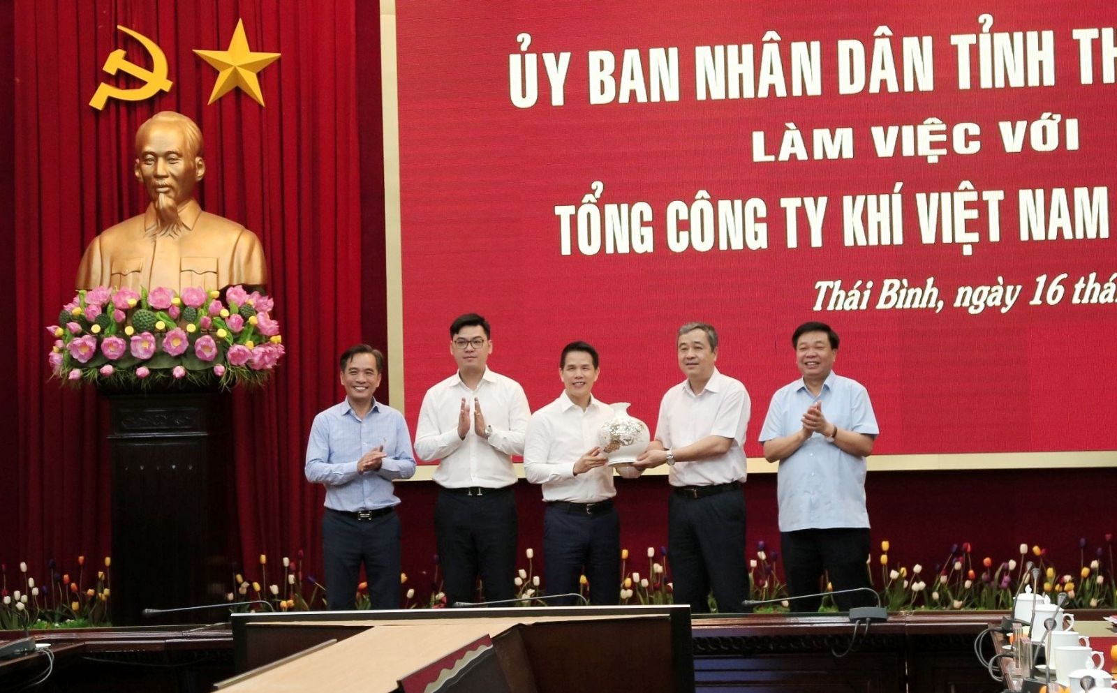 de xuat cap khi lng cho cac doanh nghiep va nha may nhiet dien lng thai binh hinh 2