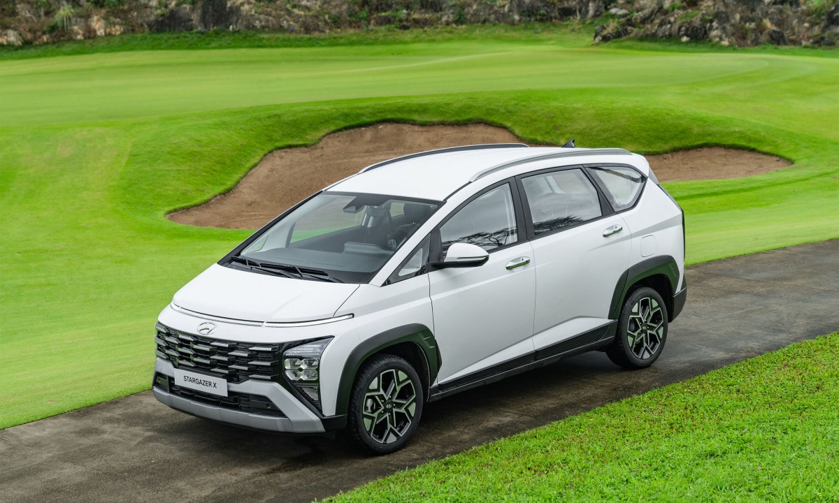 hyundai stargazer x ra mat gia chua den 500 trieu dong hinh 3