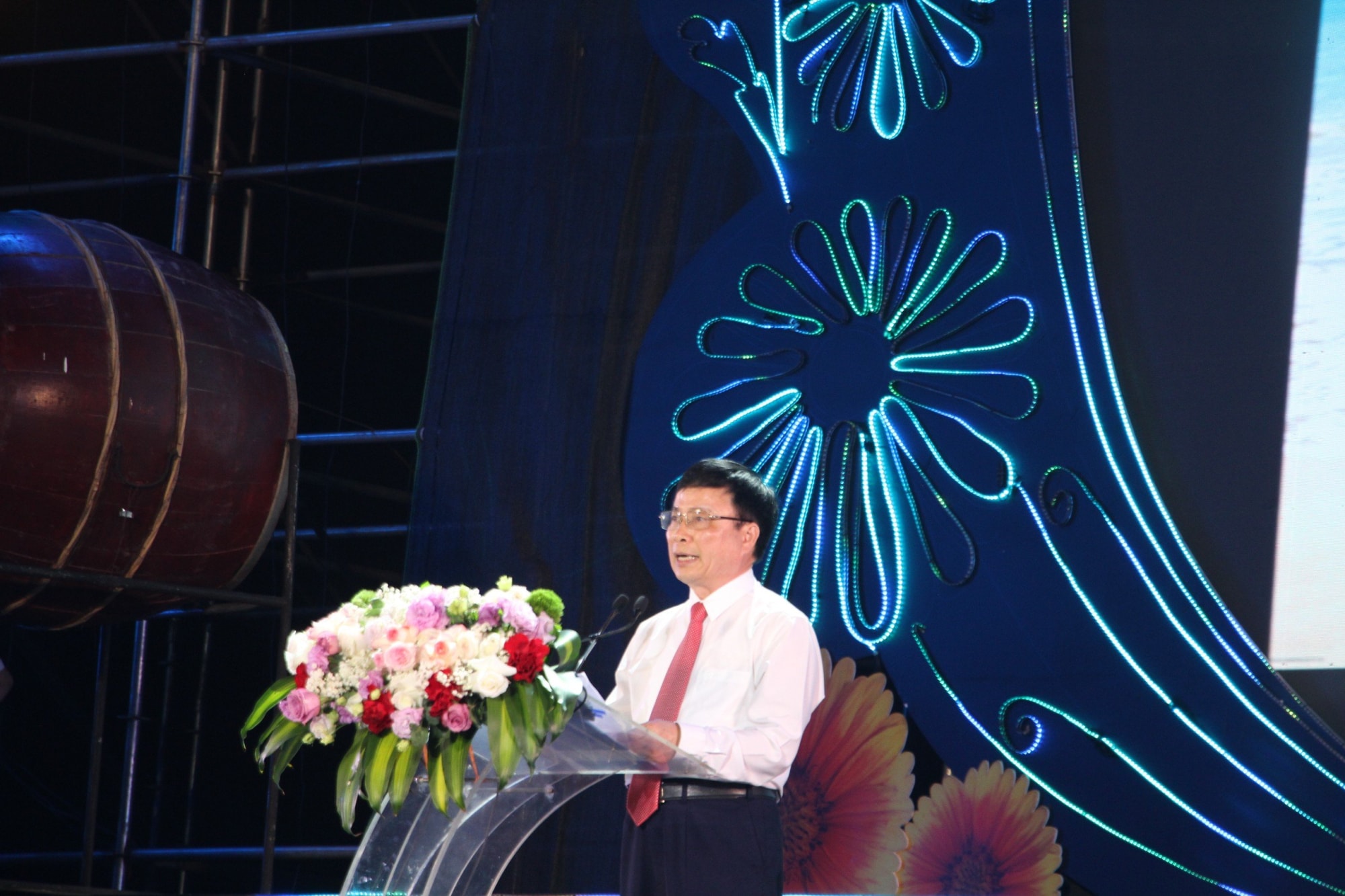 khai mac le hoi du lich cua lo nam 2024 hinh 1