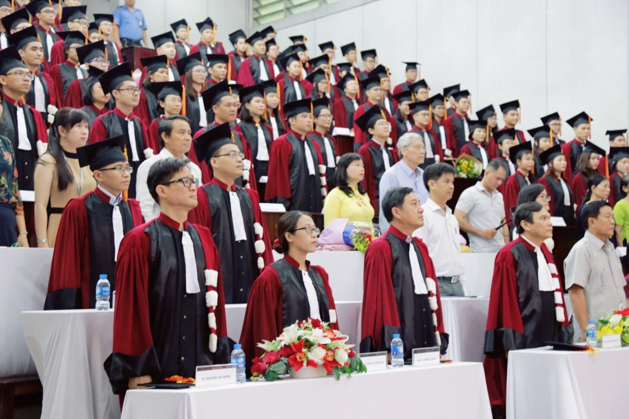 dao tao tien si hien nay con co nhung han che hinh 1
