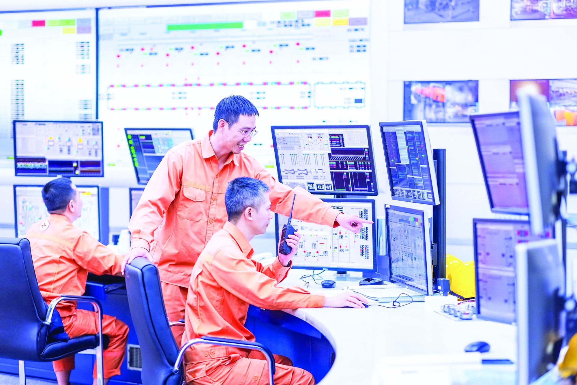 evngenco1 no luc van hanh cac nha may dien dap ung nhu cau huy dong cua he thong hinh 1