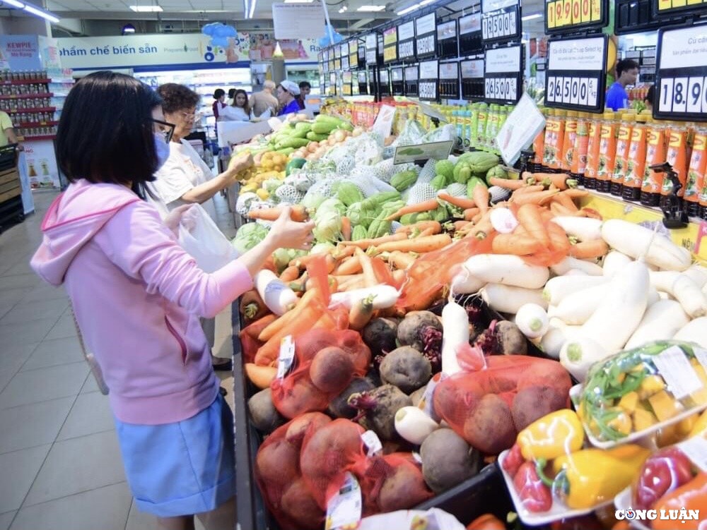 ha noi sieu thi trung tam thuong mai chay dua khuyen mai dip le 30 4 1 5 hinh 2