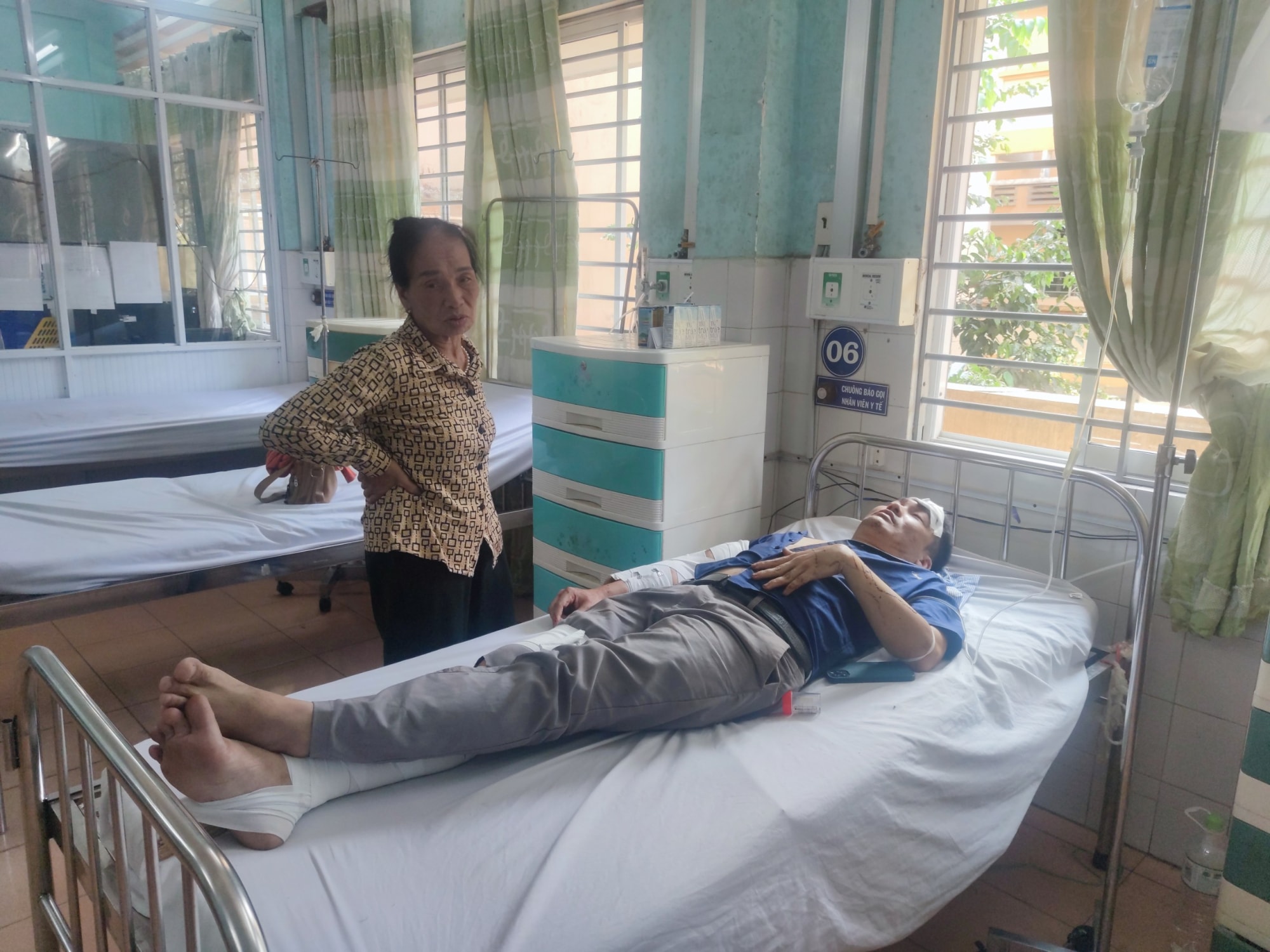 gia lai hien truong vu tai nan giua 2 xe khach khien 18 nguoi thuong vong hinh 9