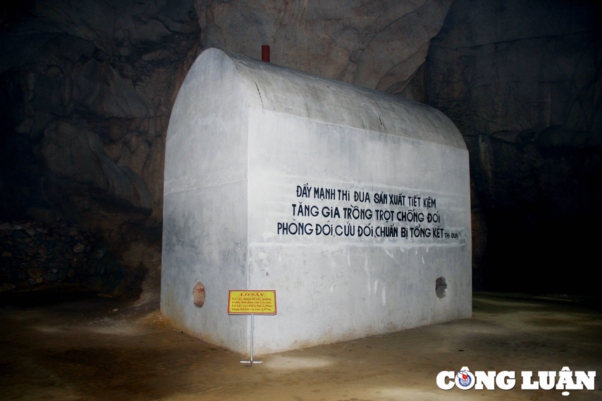 lo duc gang tu thoi phap nam trong hang nui o thanh hoa hinh 4