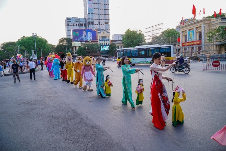 hai phong to chuc lien hoan mua roi mo rong lan thu hai hinh 2