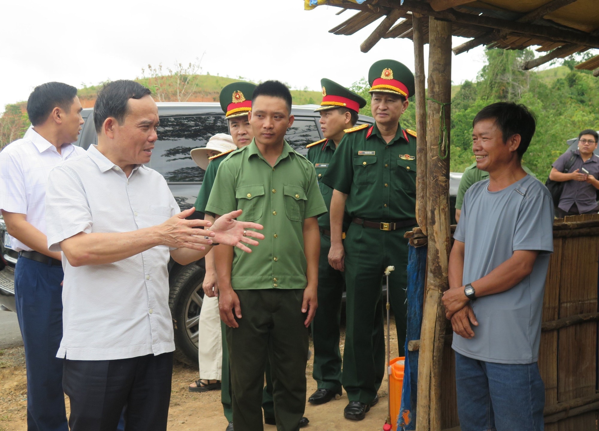 pho thu tuong tran luu quang lam viec tai vuon quoc gia chu mom ray kon tum hinh 2