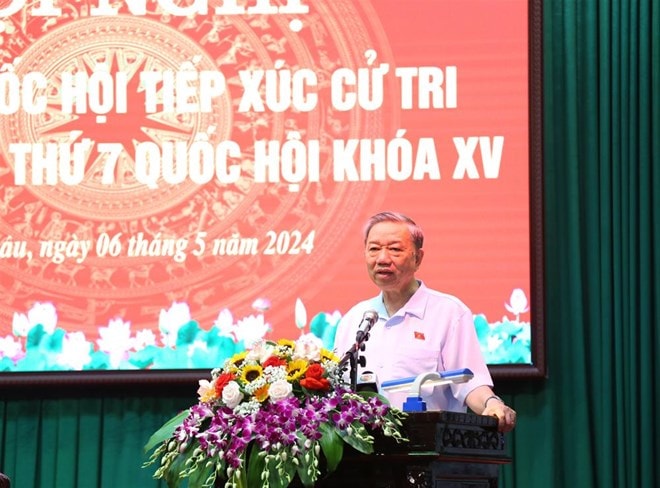 bo truong bo cong an to lam giai dap nhieu van de tai buoi tiep xuc cu tri tinh hung yen hinh 2