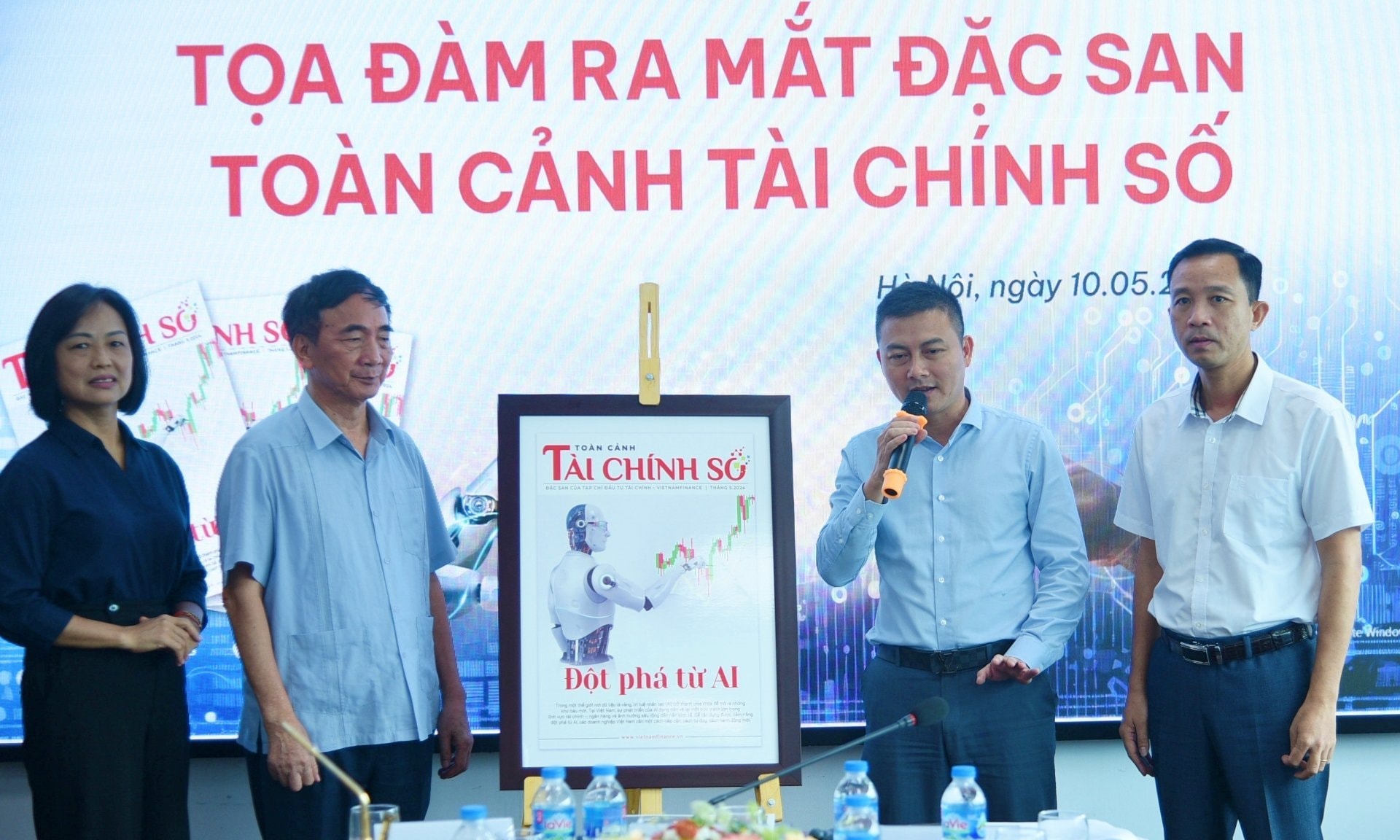 tap chi dau tu tai chinh ra mat dac san toan canh tai chinh so hinh 1