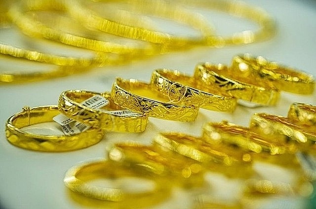 gia vang giam soc moi luong vang sjc roi gan 5 trieu dong hinh 1