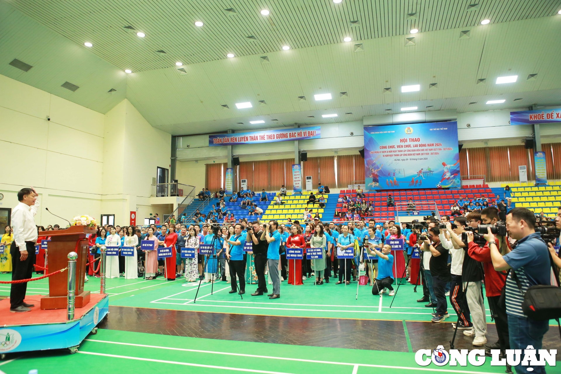 ha noi khai mac hoi thao cong doan vien chuc viet nam hinh 6