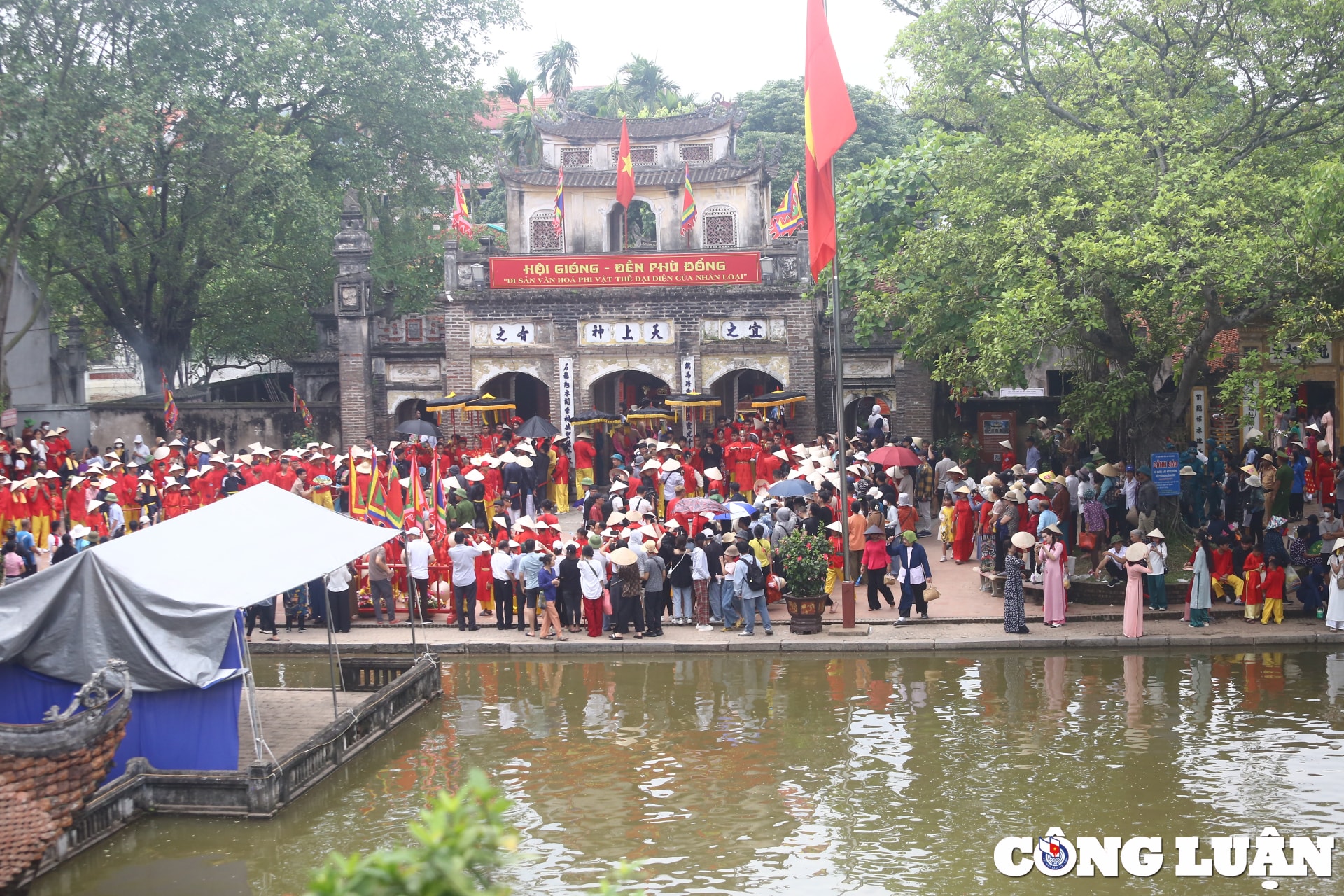 ha noi nguoi dan thich thu khi xem man tai hien tran danh cua thanh giong hinh 1