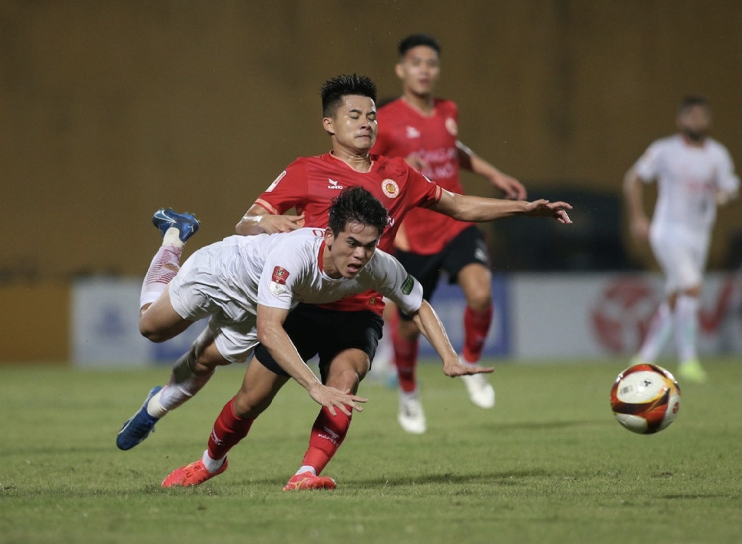 thua the cong viettel cong an ha noi xa dan ngoi vuong vleague 2023 24 hinh 1