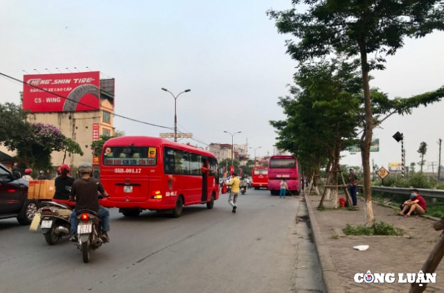 giai phap nao de giam tinh trang xe chay rua bo don tra khach hinh 1