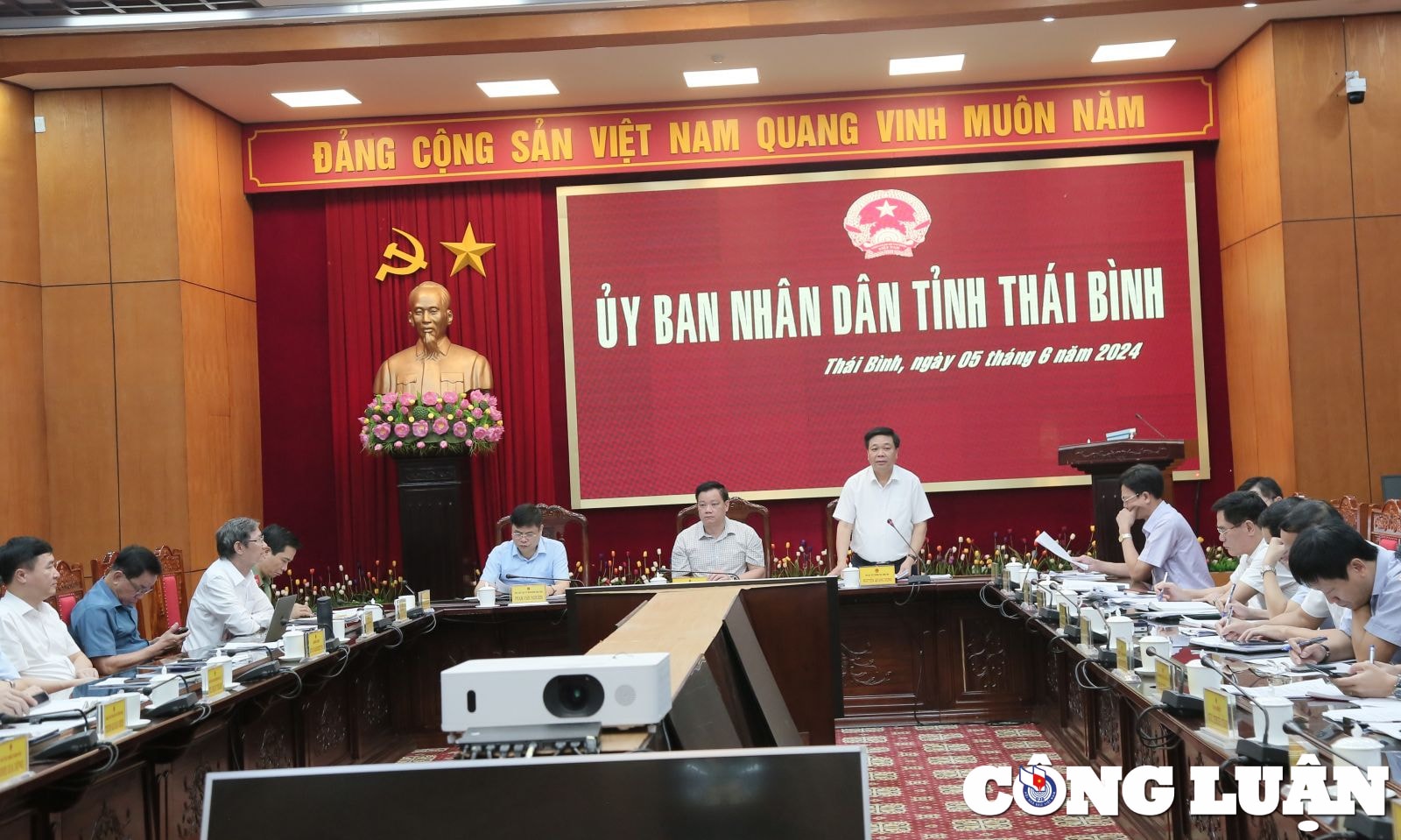 thai binh to chuc hoi nghi thao go kho khan vuong mac trong dau tu san xuat kinh doanh nam 2024 hinh 2
