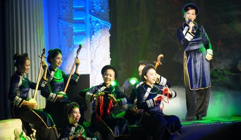 xuc dong chuong trinh nghe thuat con duong the ky nguoi di hinh 2