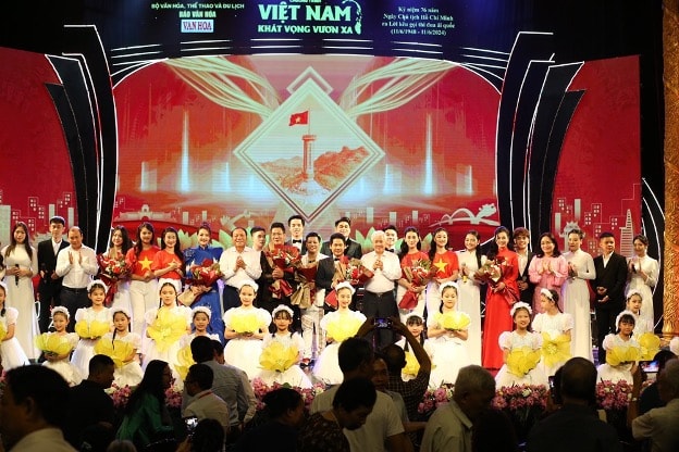 viet nam khat vong vuon xa gia tri vuot thoi dai cua loi keu goi thi dua ai quoc hinh 4