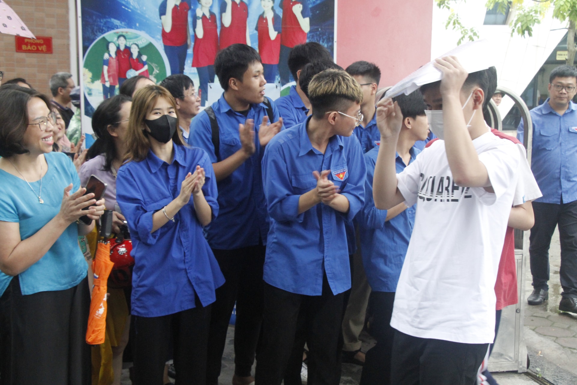 thi lop 10 cong lap ha noi do kho de toan giam nhe nhung van dam bao su phan hoa hinh 1