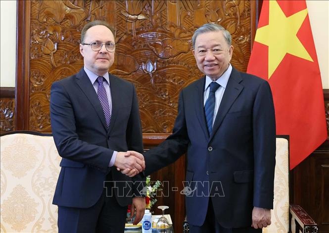 tang cuong hon nua quan he doi tac chien luoc toan dien viet nam  nga hinh 1