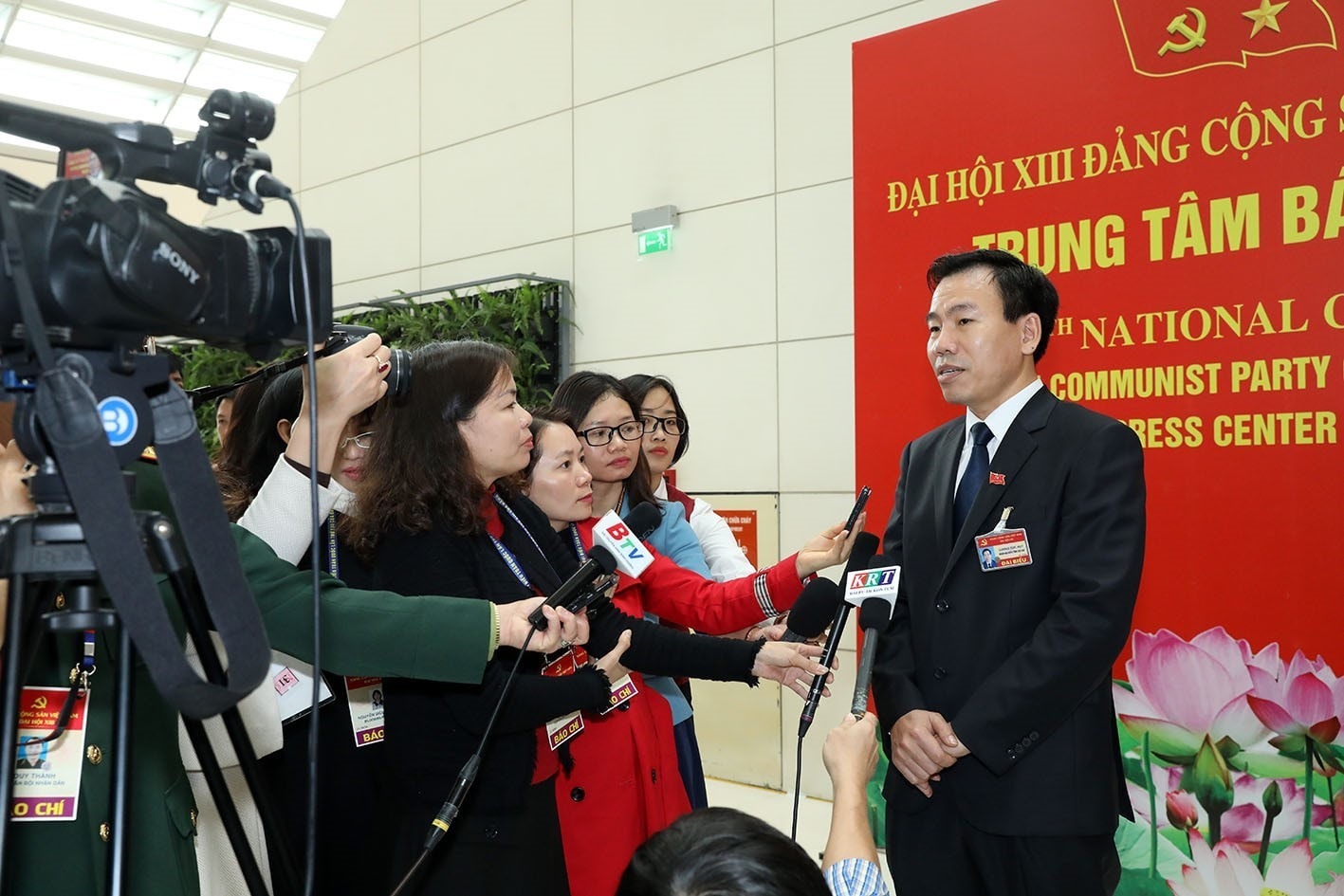 bao chi nguoi ban dong hanh khong the thieu cua ha noi tren hanh trinh phat trien hinh 2