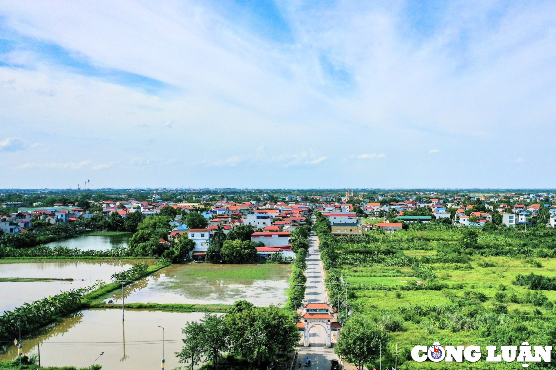 dieu it ai biet ve ngoi lang mang ten trinh tiet hinh 1