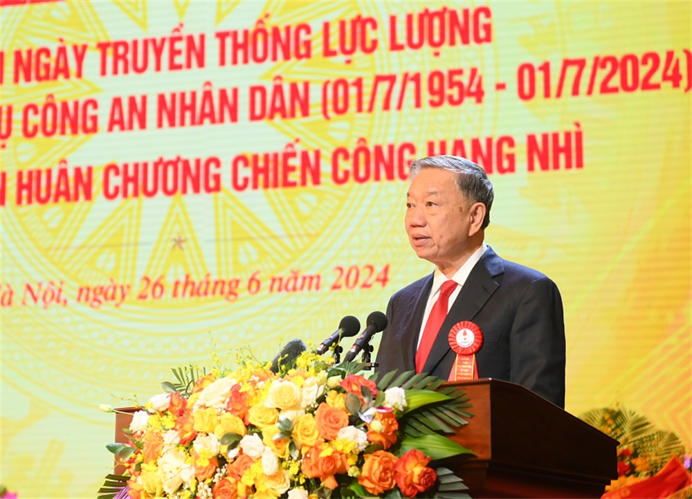 chu tich nuoc to lam du le ky niem 70 nam ngay truyen thong luc luong ky thuat nghiep vu cong an nhan dan hinh 2