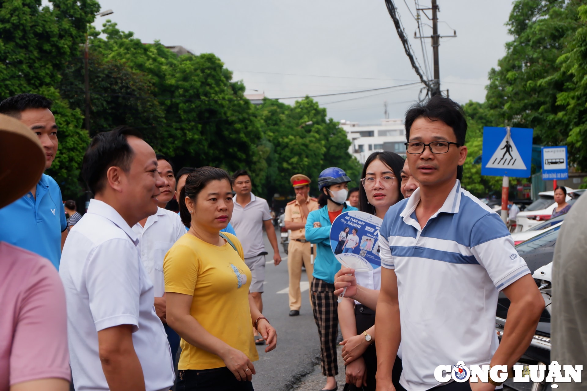 thanh hoa phu huynh lo lang doi con truoc cong diem thi hinh 5