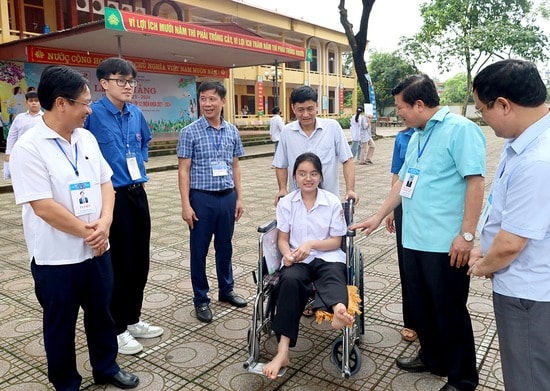 phu tho hon 16000 thi sinh buoc vao ky thi tot nghiep thpt nam 2024 hinh 1