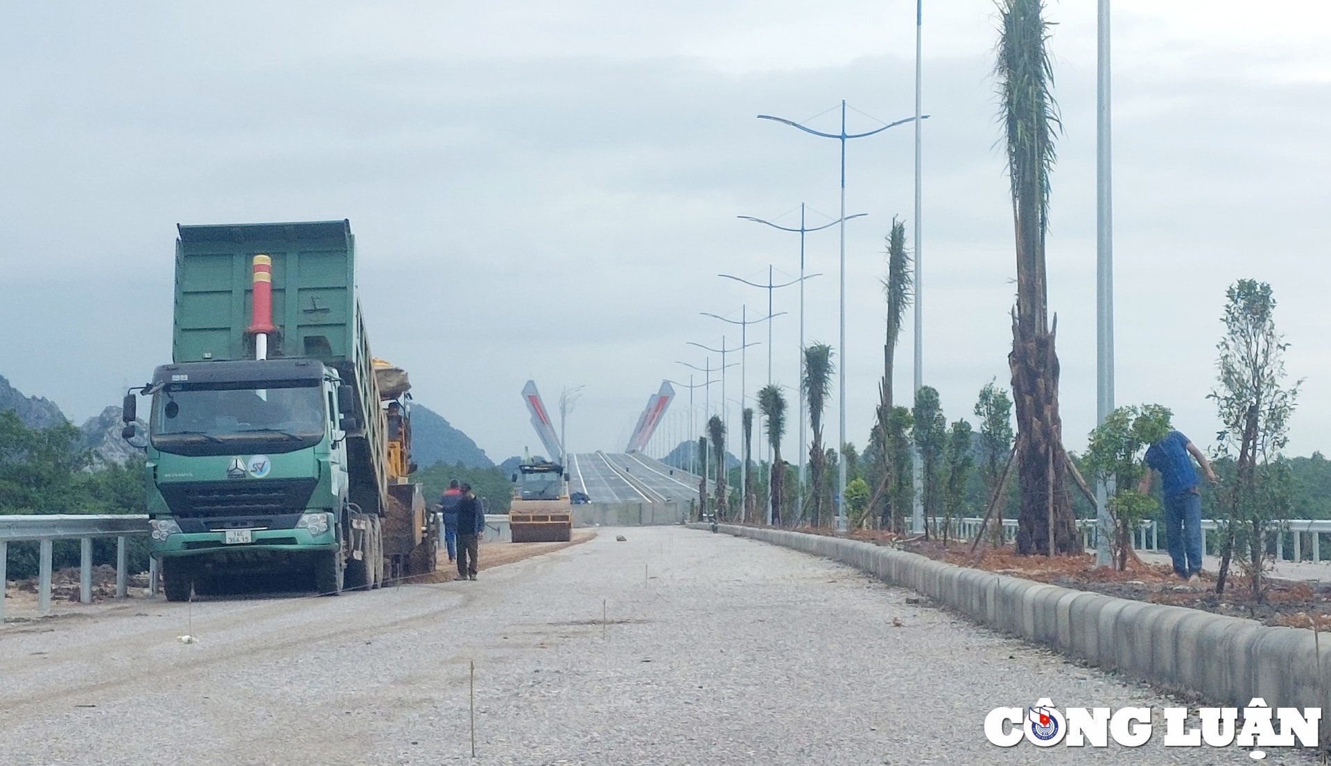 quang ninh tap trung hoan thanh cac hang muc cuoi cung som thong xe du an cau ben rung hinh 3