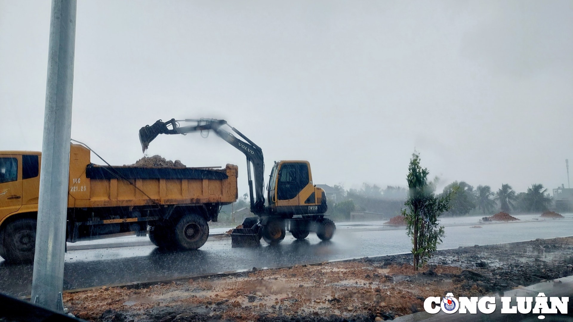 quang ninh tap trung hoan thanh cac hang muc cuoi cung som thong xe du an cau ben rung hinh 5