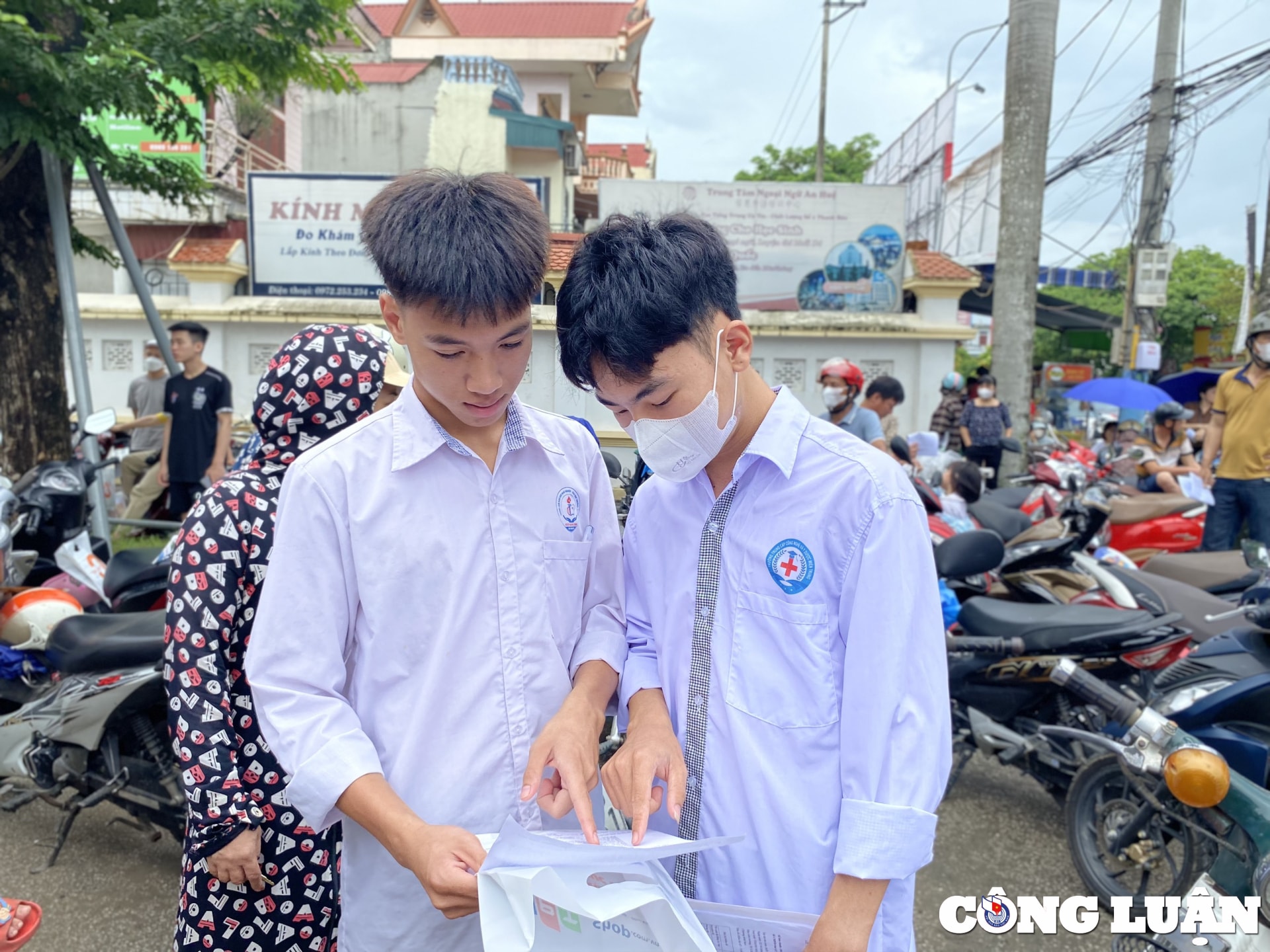 thanh hoa ket thuc mon thi ngu van thi sinh tu tin danh gia dat tu 8 diem tro len hinh 9