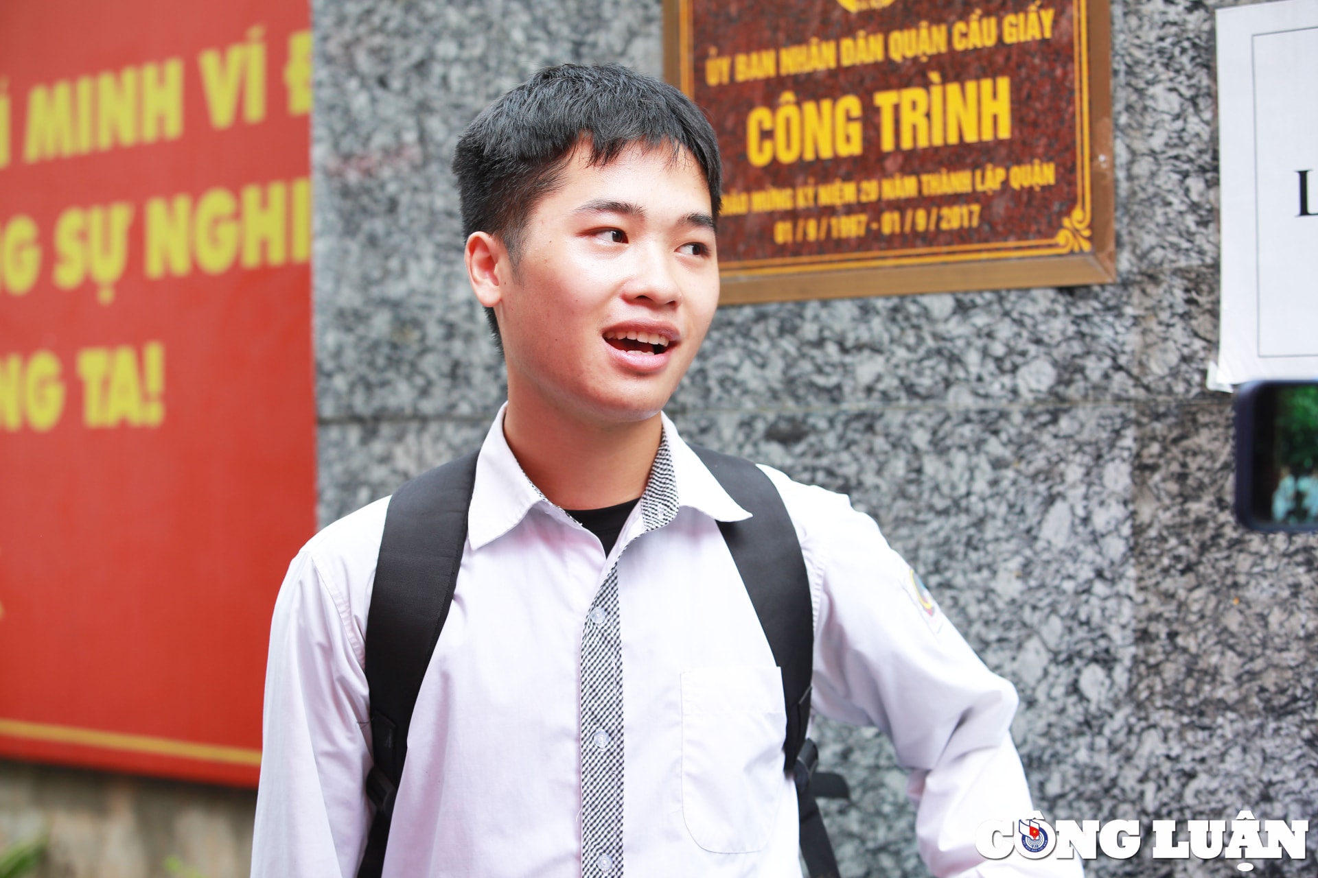 mon ngu van duoc danh gia vua suc thi sinh vui ve khi ket thuc phan thi hinh 9