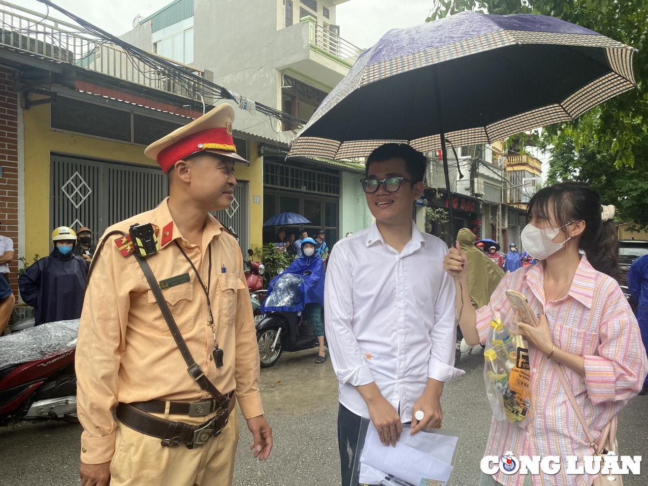 thoi tiet thanh hoa bat loi xuat hien mua sau buoi thi dau tien hinh 8
