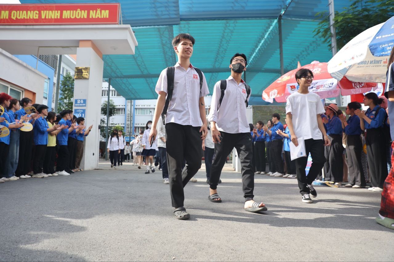 goi y dap an de thi tot nghiep thpt 2024 mon hoa hoc tat ca cac ma de hinh 1
