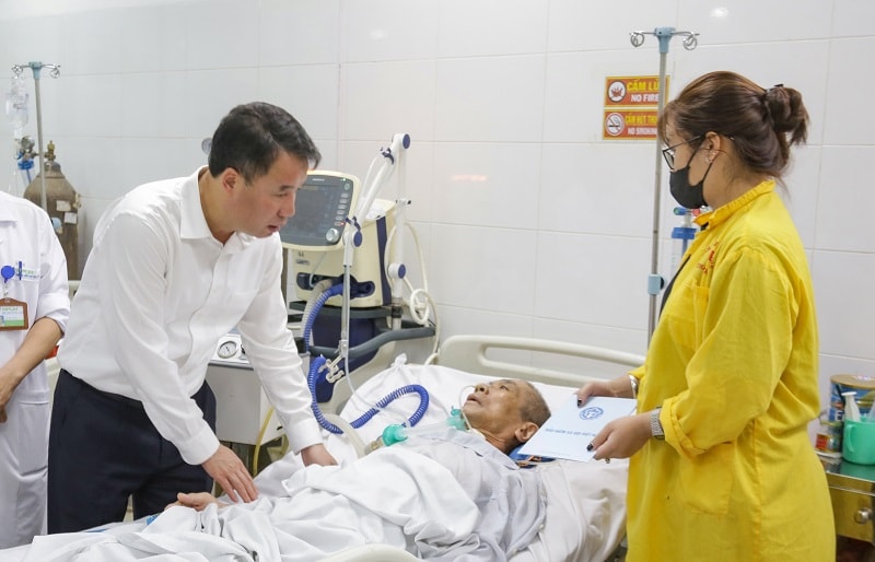 bao hiem y te mon qua gia tri dong hanh cung nguoi benh hinh 2